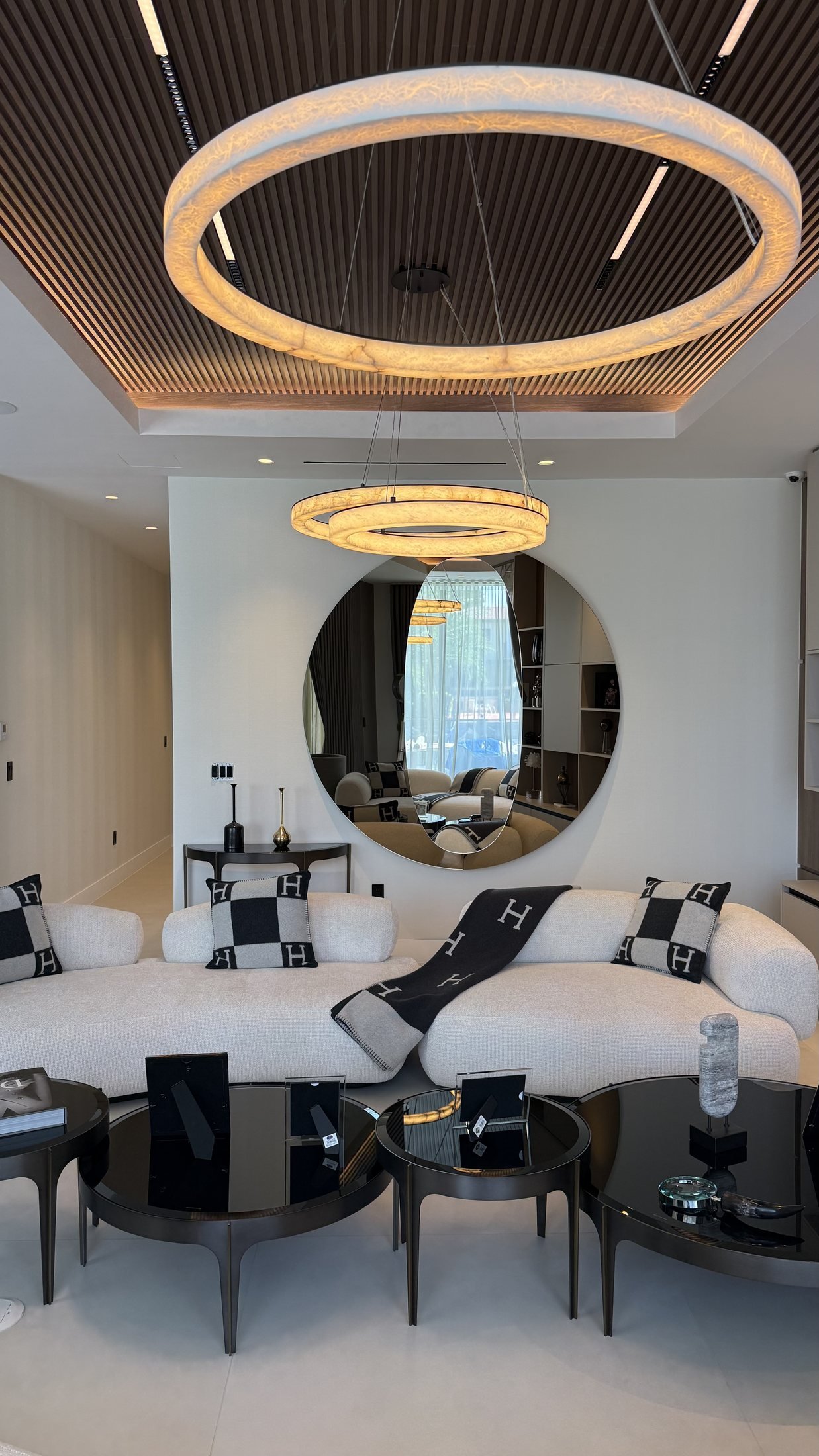 Living room in a modern Miami residence with wallcovering by Salt Wallcovering